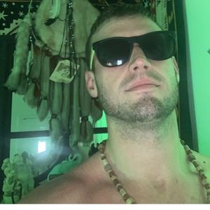 Meet your Posher, Wesley